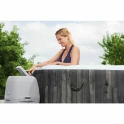 Bestway PREMIUM Lay-Z-Spa Bahamas Airjet + Spa Care Kit 36 Bestway PREMIUM Lay-Z-Spa Bahamas Airjet + Spa Care Kit -swimming pool Sales 60005 0226 ls web pl003